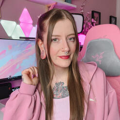 • Mother of Cats, Pastel Witch, Hyrule Princess • • Cozy Gaming Setup • • NRW, Germany • • 28,9k on Instagram, Twitch coming soon ♥ •