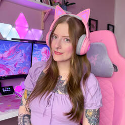 • Mother of Cats, Pastel Witch, Hyrule Princess • • Cozy Gaming Setup • • NRW, Germany • • 28,9k on Instagram, Twitch coming soon ♥ •